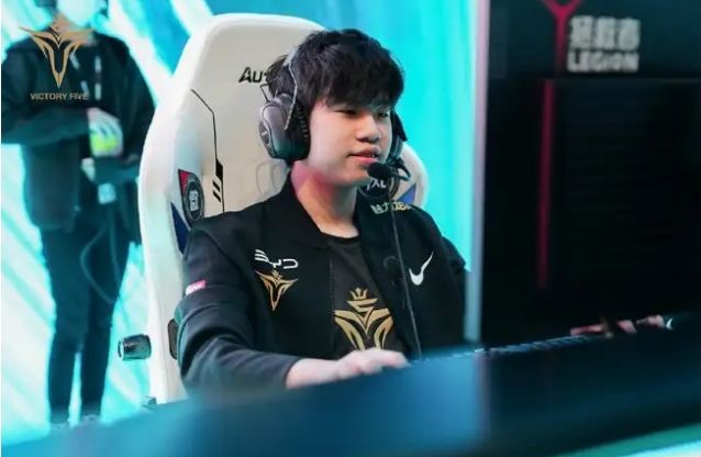 比赛一开始 比赛一开始