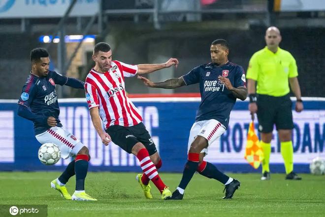 年轻球员 年轻球员