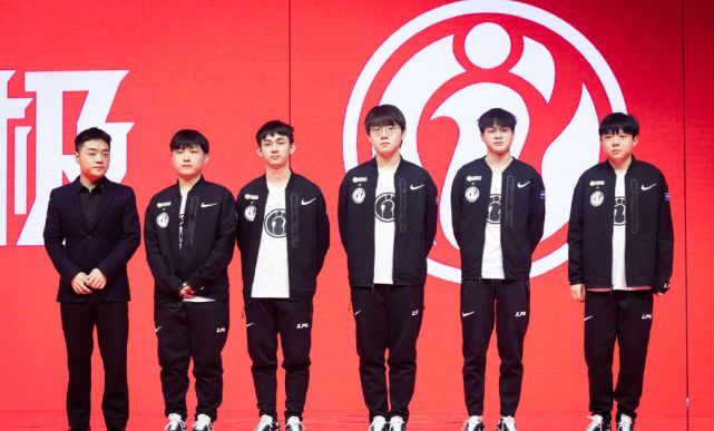 T1稳坐榜 T1稳坐榜